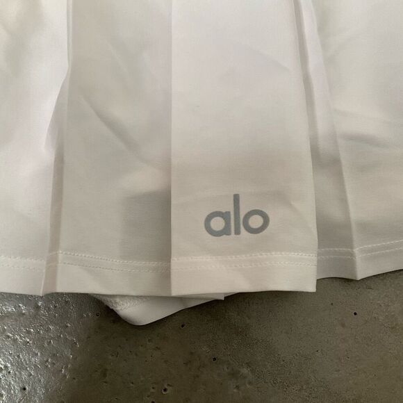 Alo Yoga Varsity Tennis Mini Skirt - Picture 5 of 8
